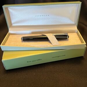 Levenger True Writer Obsidian Mini Ballpoint Pen – Mint in Box – Black Resin